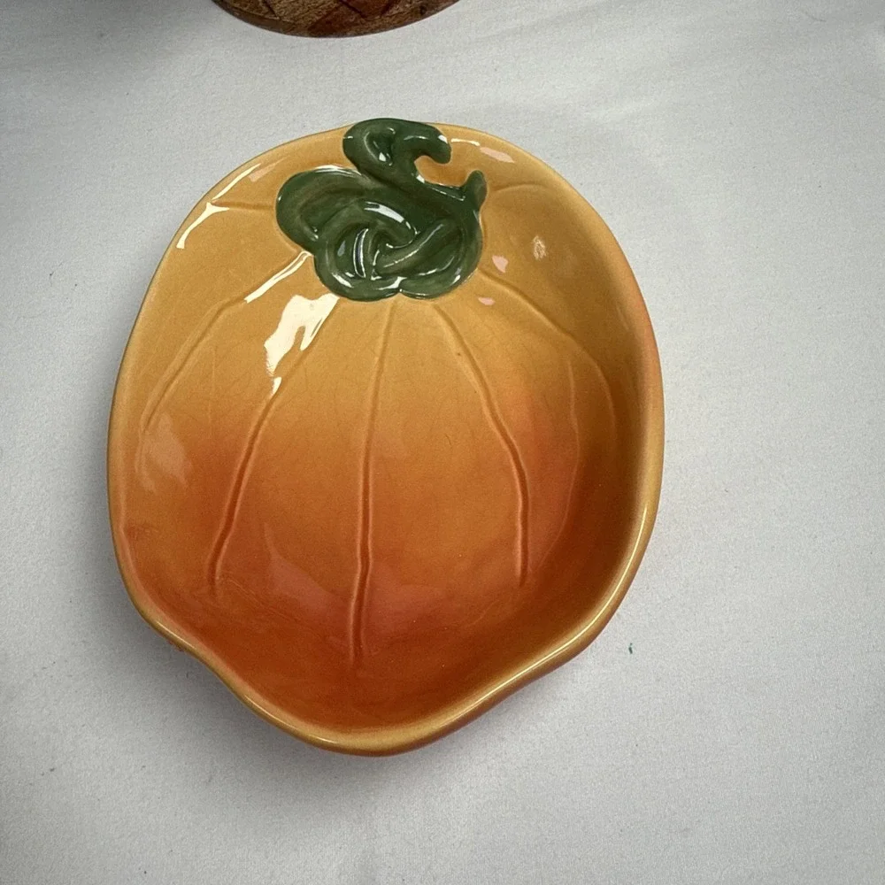 Lot Of 5 Fall Decor, Pumpkin,Truck, Dish, Hanging, Wall Block.
